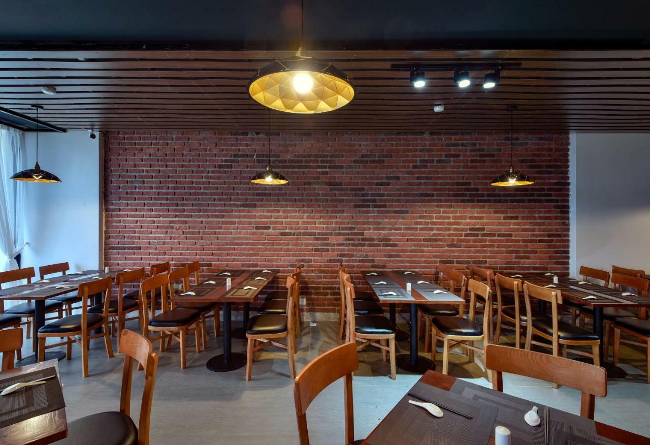 The Marron Hotel Thanh Hóa エクステリア 写真