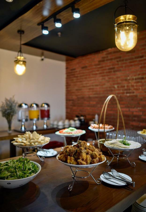 The Marron Hotel Thanh Hóa エクステリア 写真