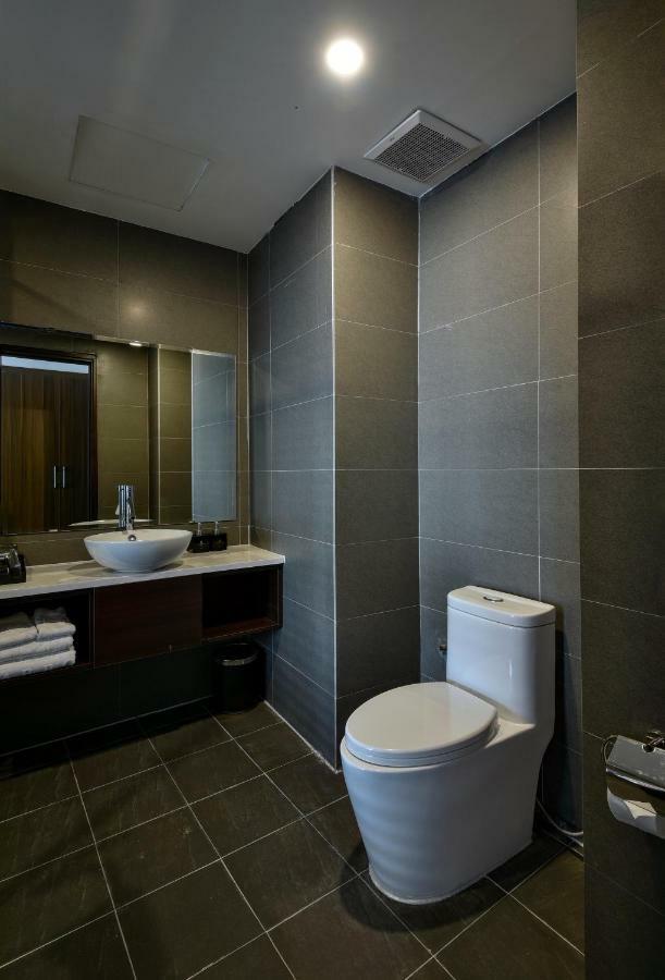 The Marron Hotel Thanh Hóa エクステリア 写真