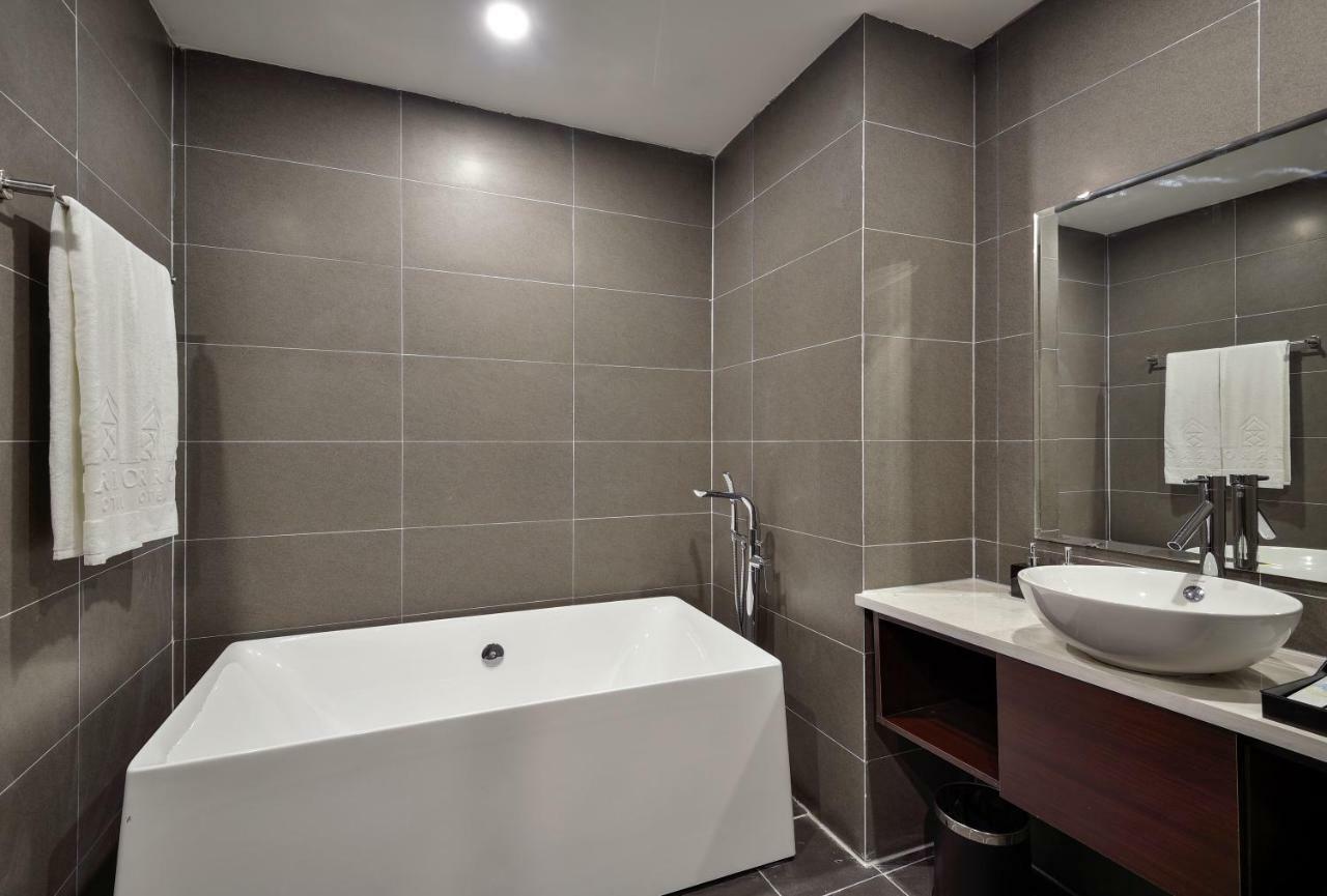 The Marron Hotel Thanh Hóa エクステリア 写真